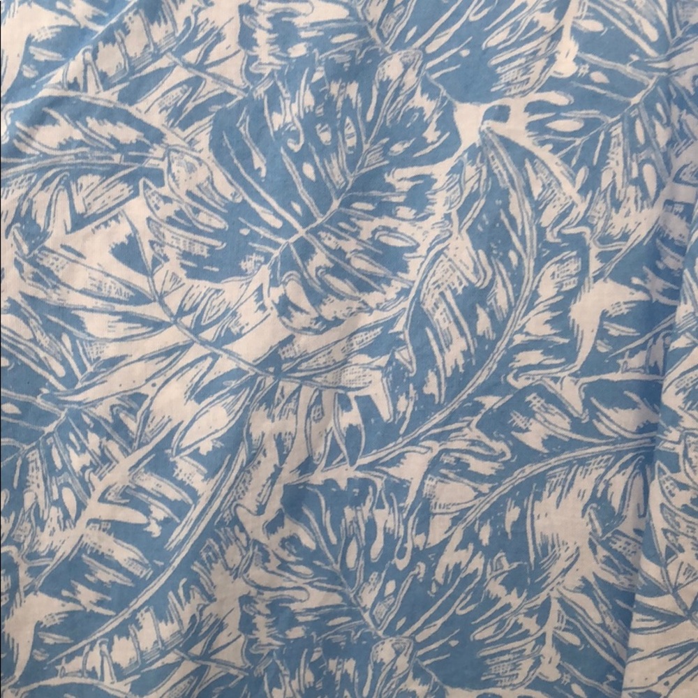 Vineyard Vines LS Tropical Leaf Button Down - Picture 3 of 4